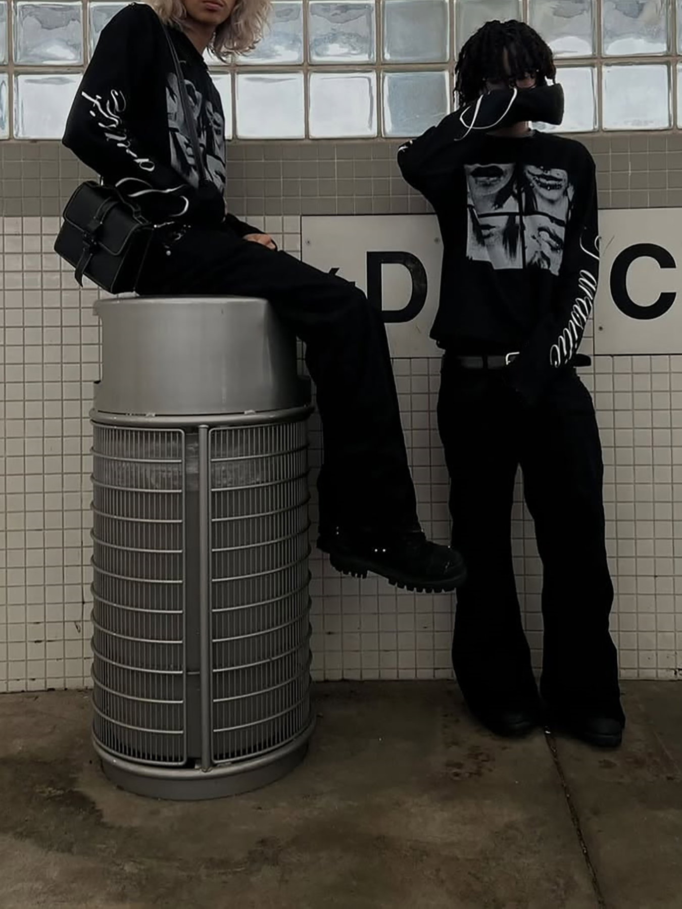 Dark style street punk unisex  - Summer Clothing Men 评论和价格