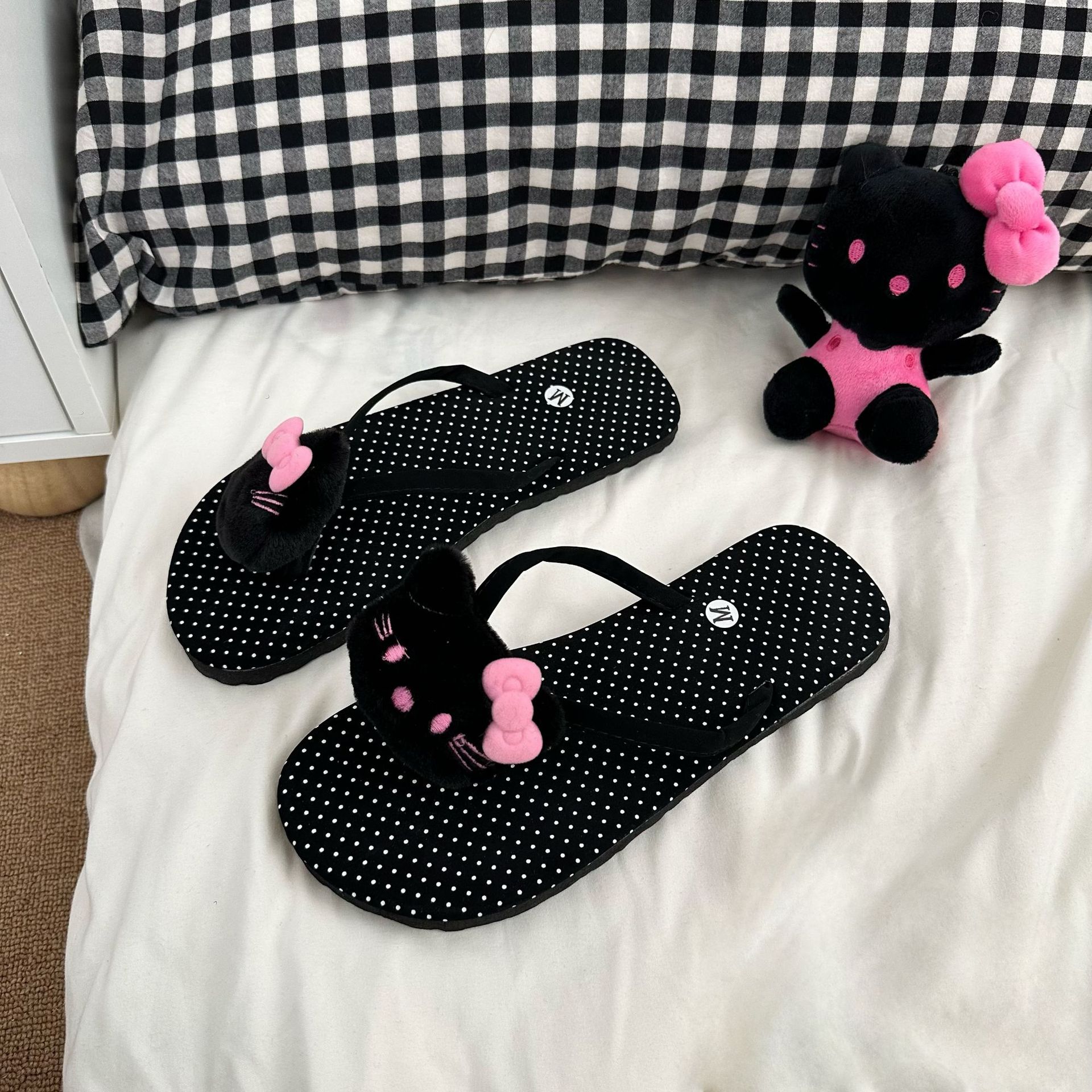 Hello Kitty Cartoon Flip-flops - Summer Kids Clothing 评论和价格